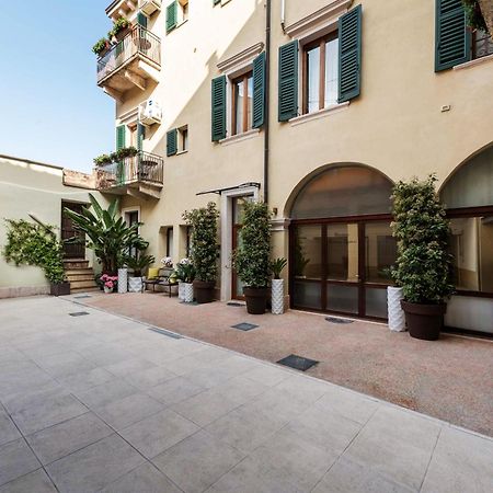 شقة Palazzo Ristori فيرونا المظهر الخارجي الصورة