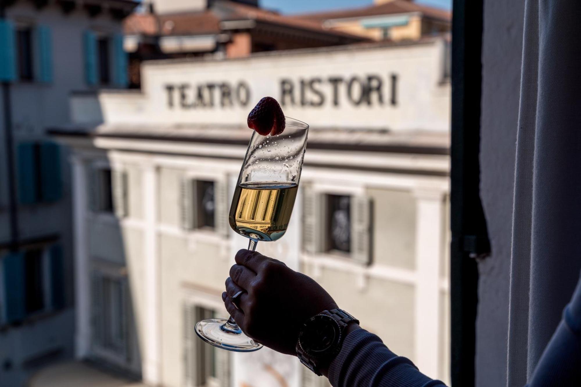 شقة Palazzo Ristori فيرونا المظهر الخارجي الصورة
